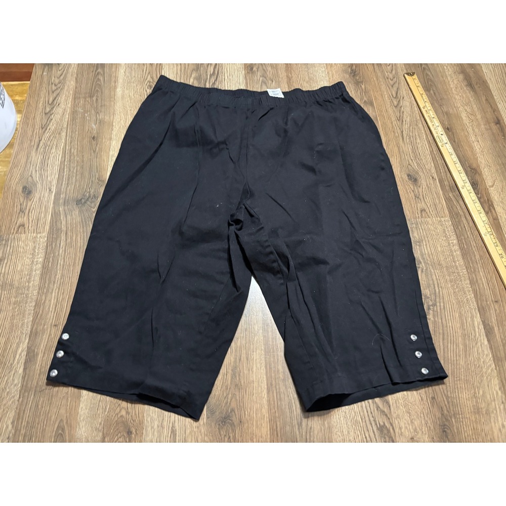 Just My Size Pants Womens Size 3X Black Soot Capri Pants Pull On Button Hem